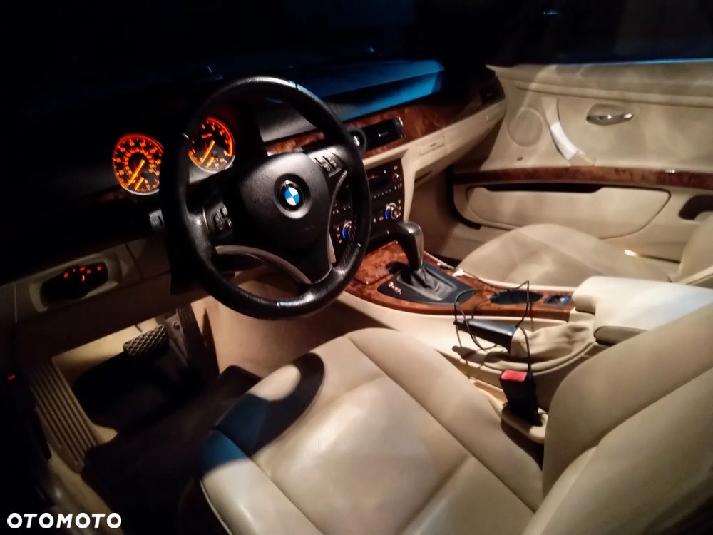 BMW Seria 3 - 33