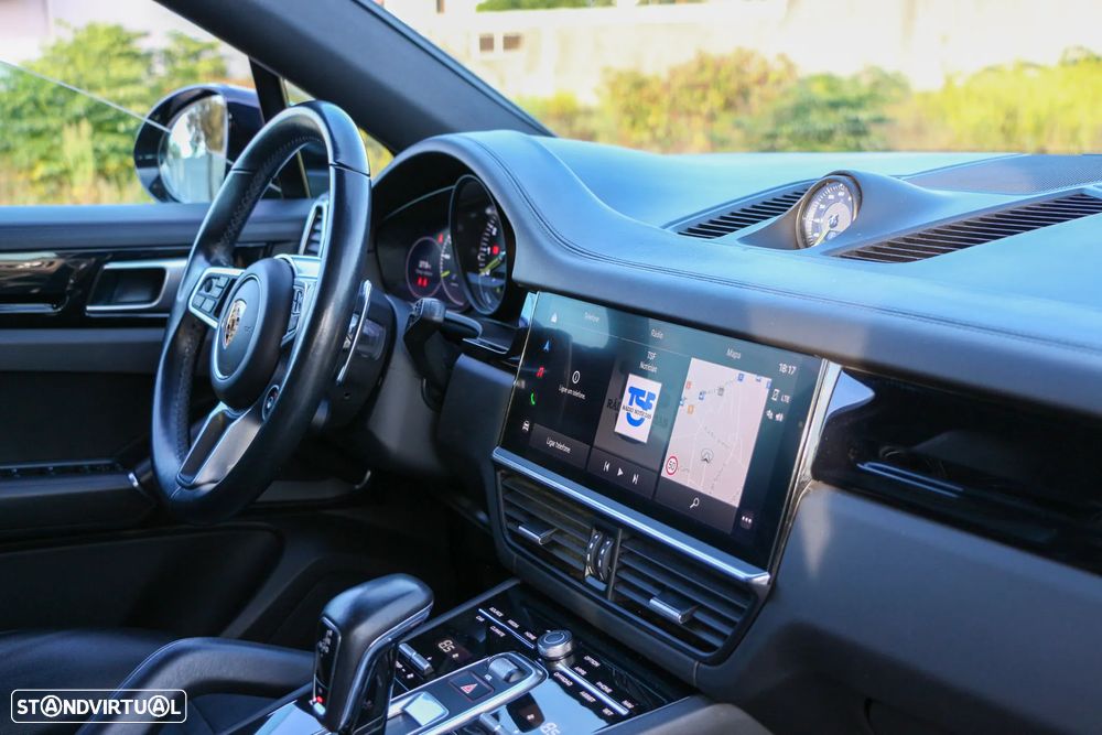 Porsche Cayenne E-Hybrid - 23