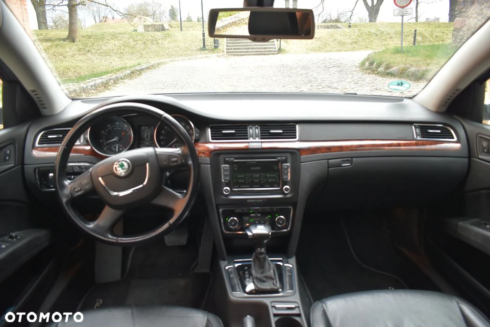 Skoda Superb 3.6 V6 4x4 DSG Elegance - 16