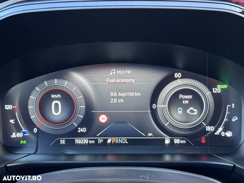 Ford Kuga 2.5 Duratec FHEV ST-LINE X - 23