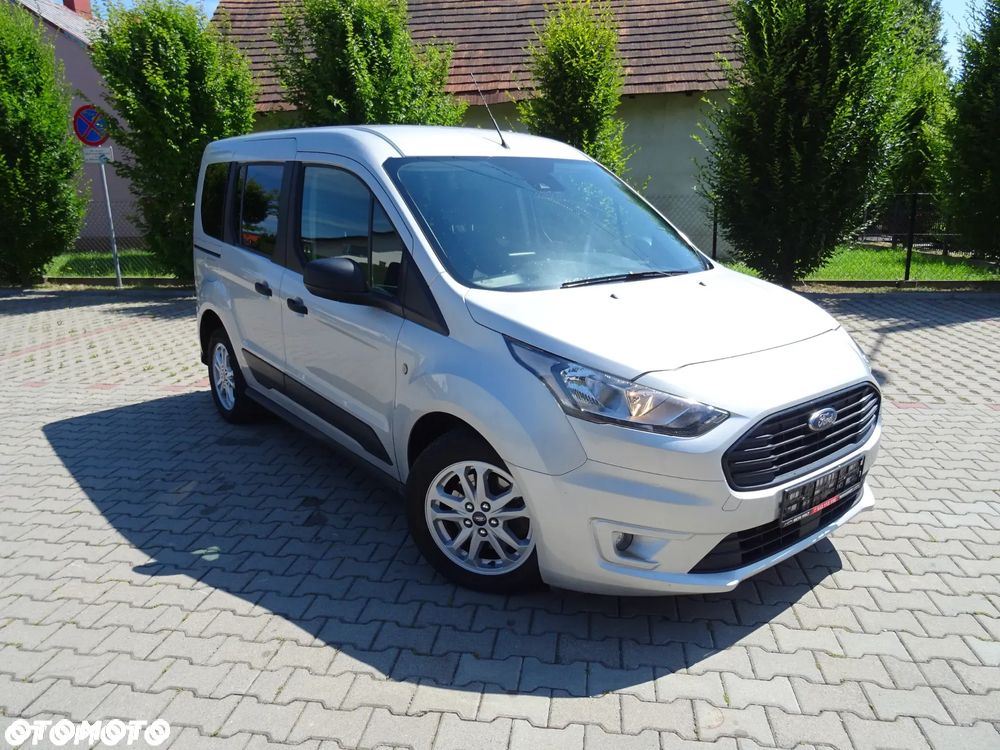 Ford Tourneo Connect 1.5TDCi Start-Stop Titanium - 2