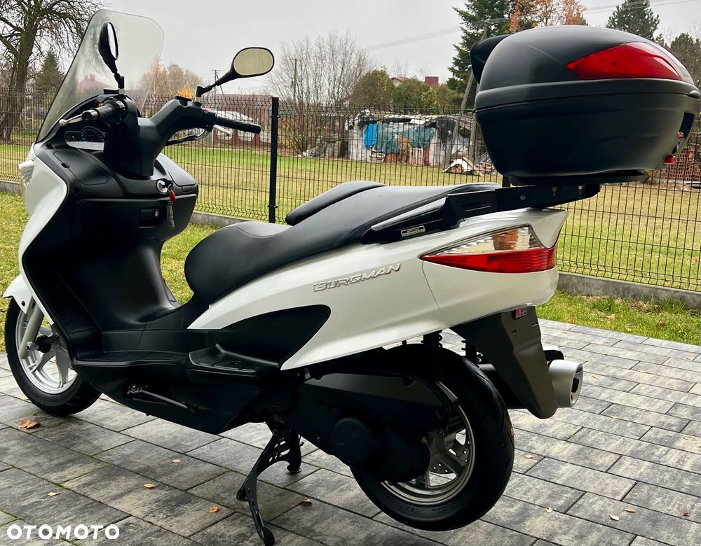 Suzuki Burgman - 5