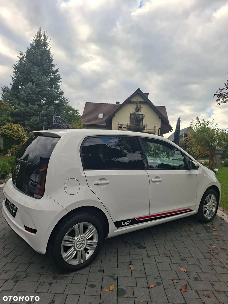 Volkswagen up! 1.0 move Perfectline - 4