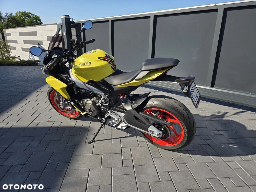 Aprilia Tuono - 7