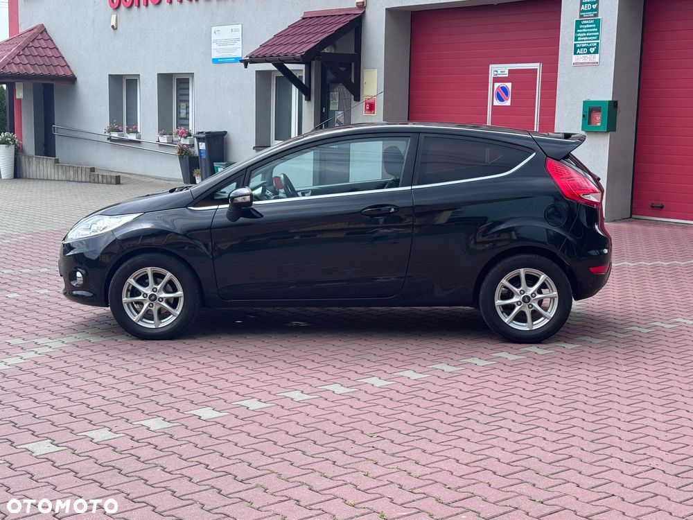 Ford Fiesta 1.25 Champions Edition - 12