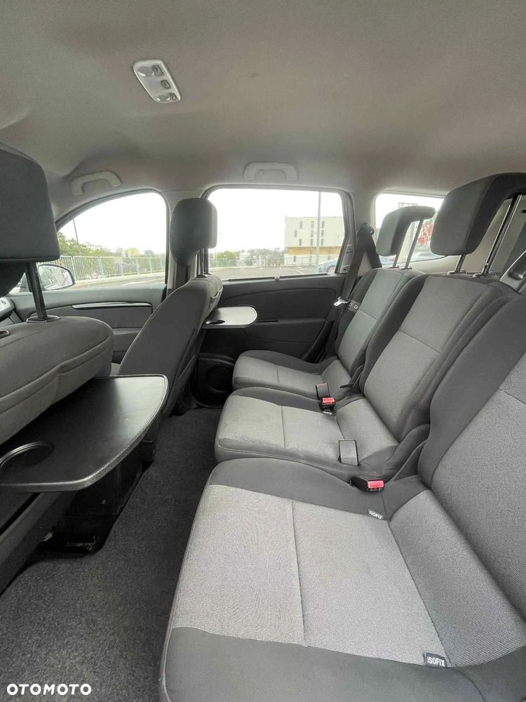 Renault Grand Scenic - 20