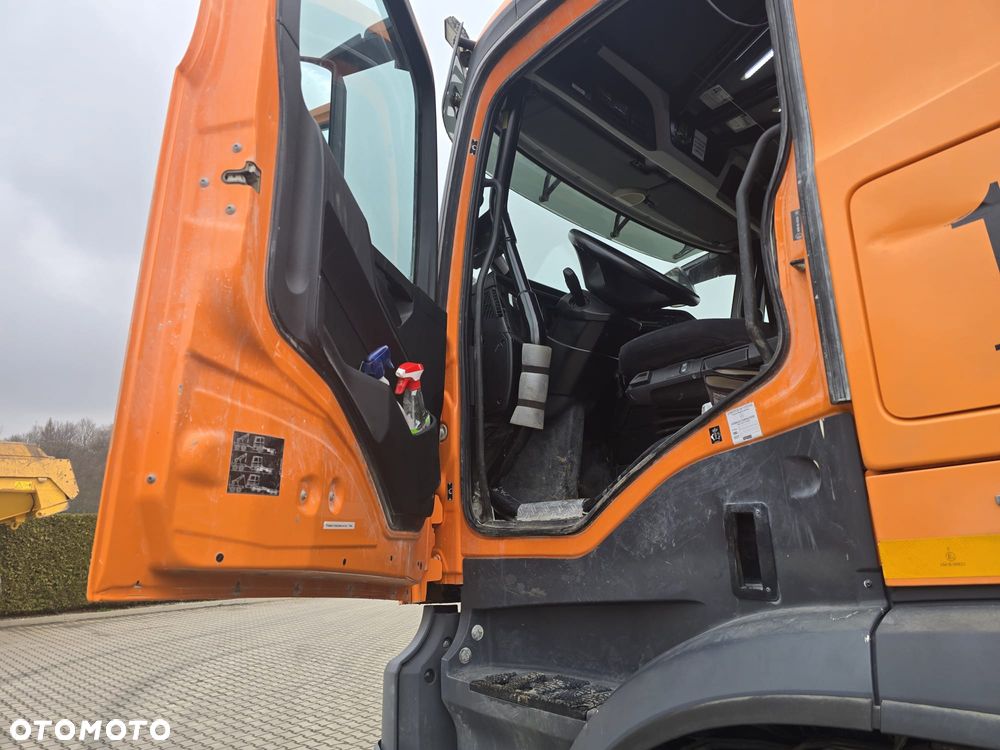 Mercedes-Benz AROCS 4151 - 7