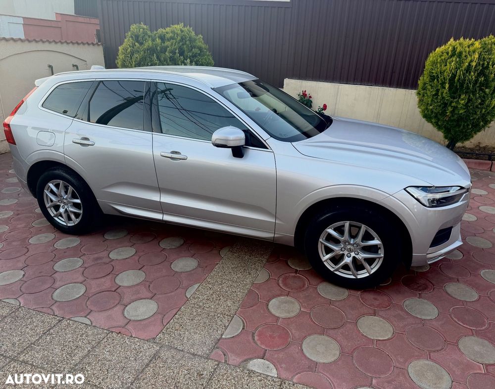 Volvo XC 60 B4 MHEV Momentum Pro - 1