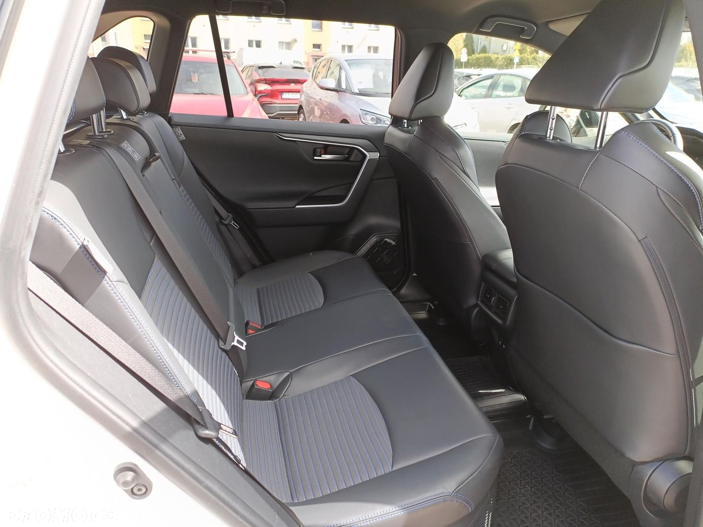 Toyota RAV4 - 17