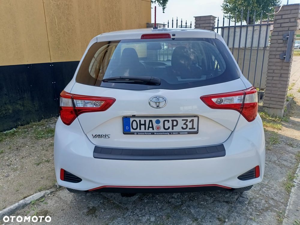 Toyota Yaris 1.5 Premium - 16