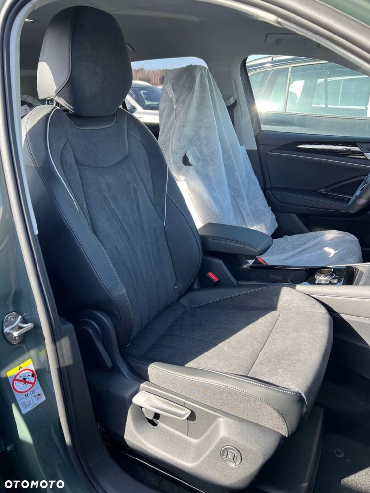 Volkswagen Tiguan - 5