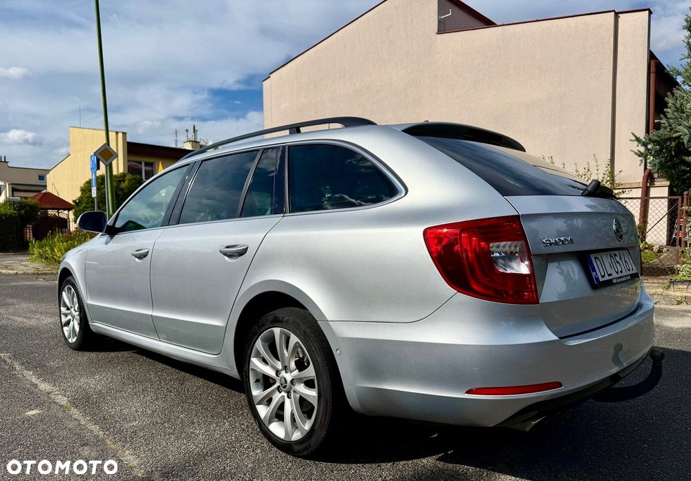 Skoda Superb 2.0 TDI 4x4 Business DSG - 7