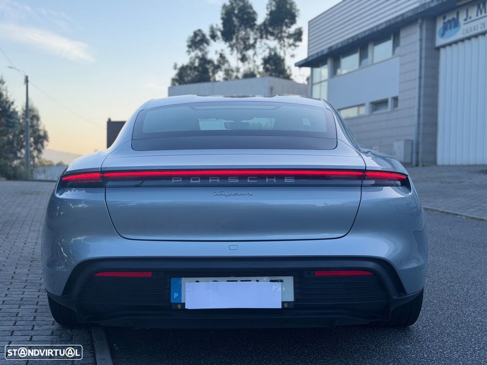 Porsche Taycan Standard - 24