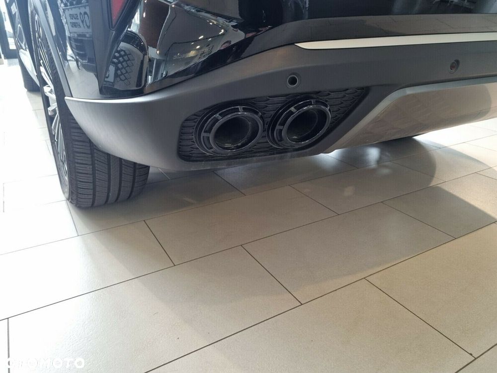 Omoda 9 1.5 Super Hybrid Exclusive AWD - 38