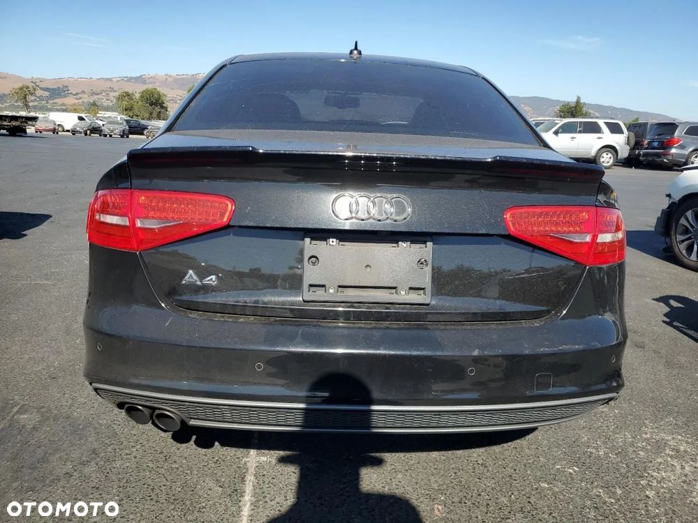 Audi A4 Limousine - 6