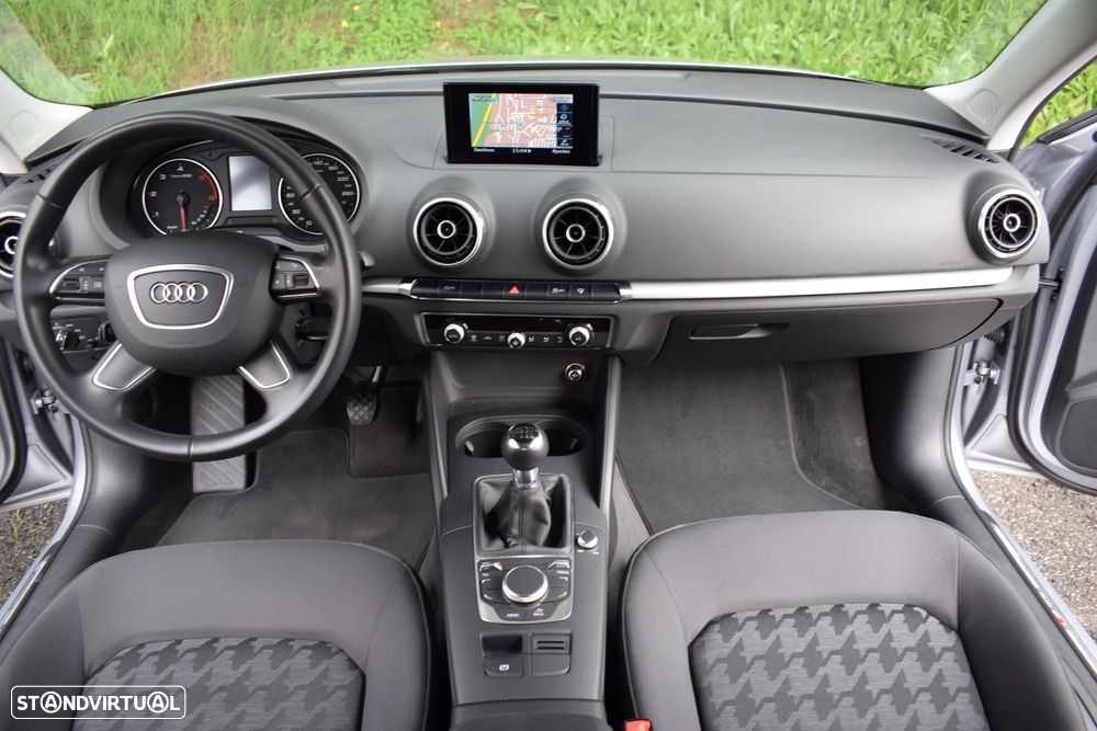 Audi A3 Limousine 1.6 TDI S-line - 8