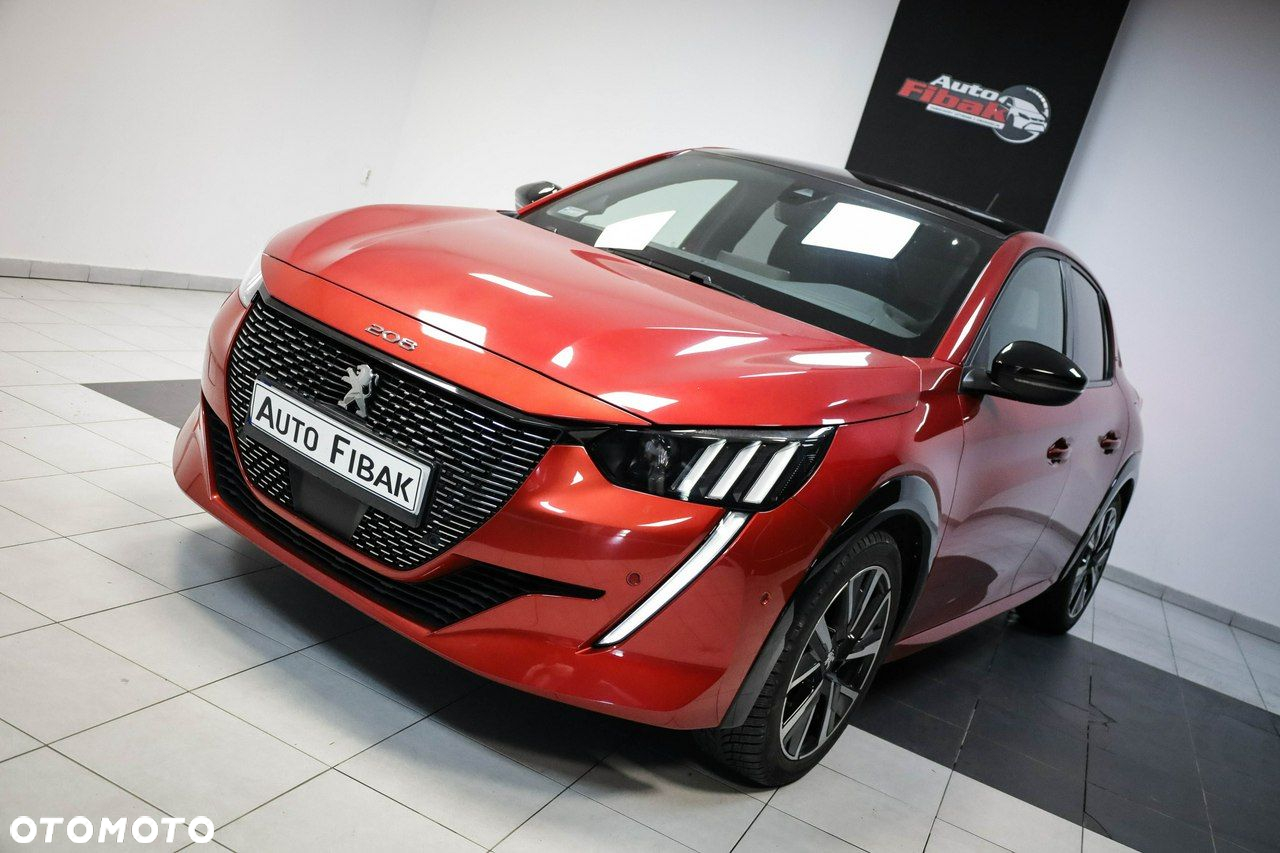 Peugeot 208 - 4