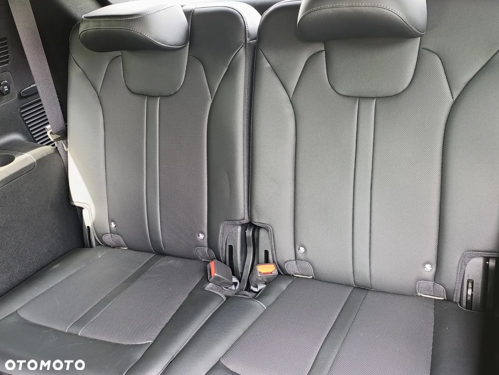 Kia Sorento - 14