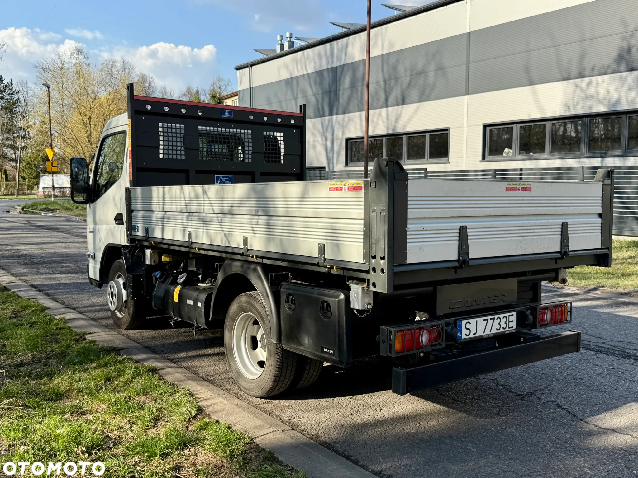 Mitsubishi CANTER - 8