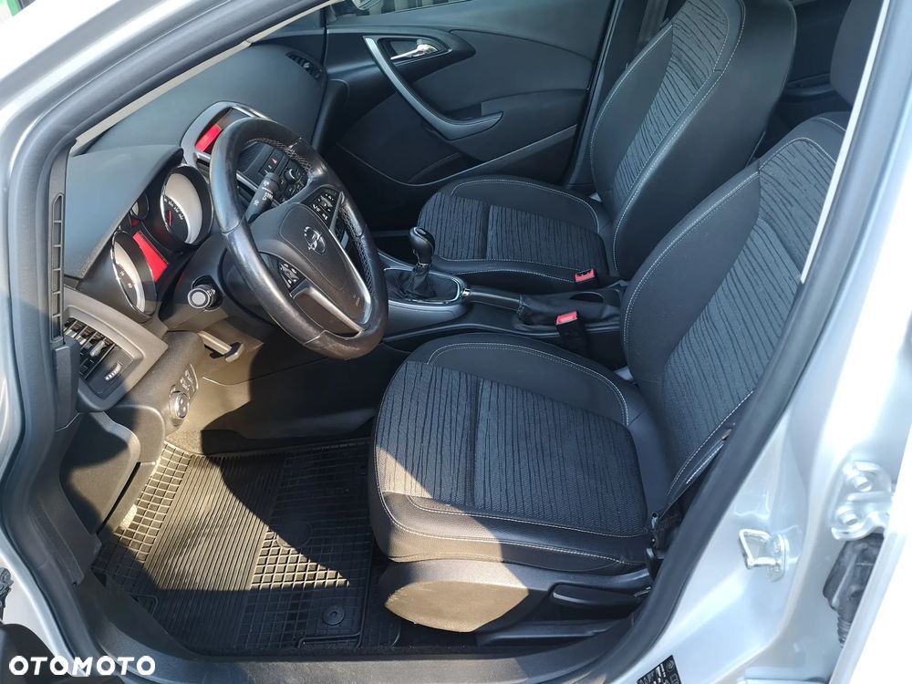 Opel Astra 1.4 T Enjoy - 22