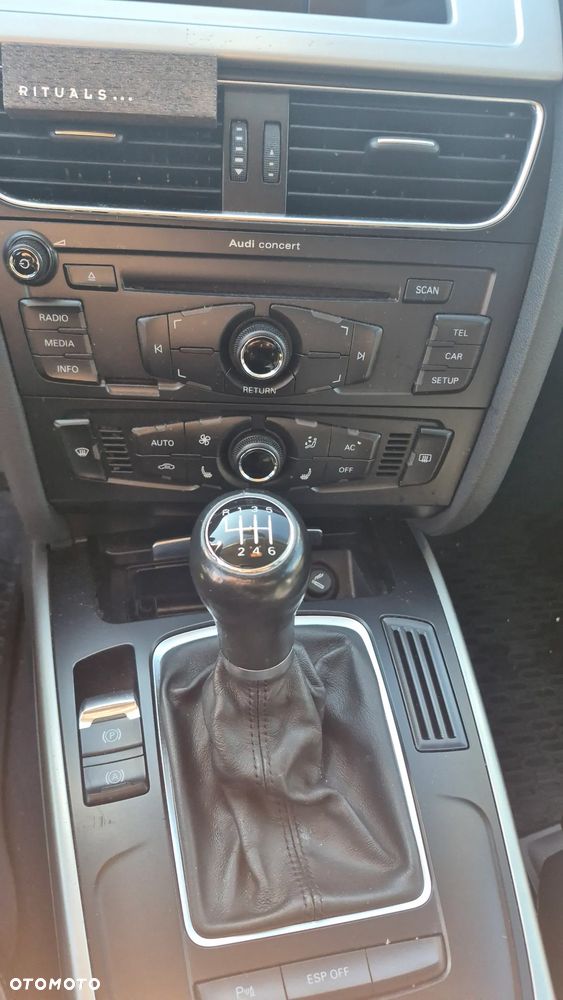 Audi A4 Limousine - 13