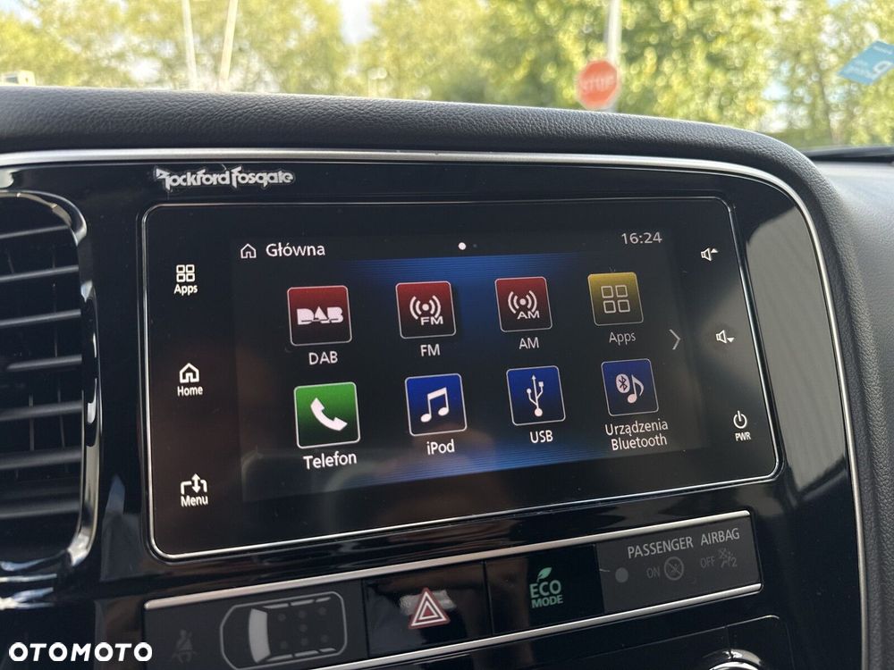 Mitsubishi Outlander 2.0 Intense + 4WD CVT - 28