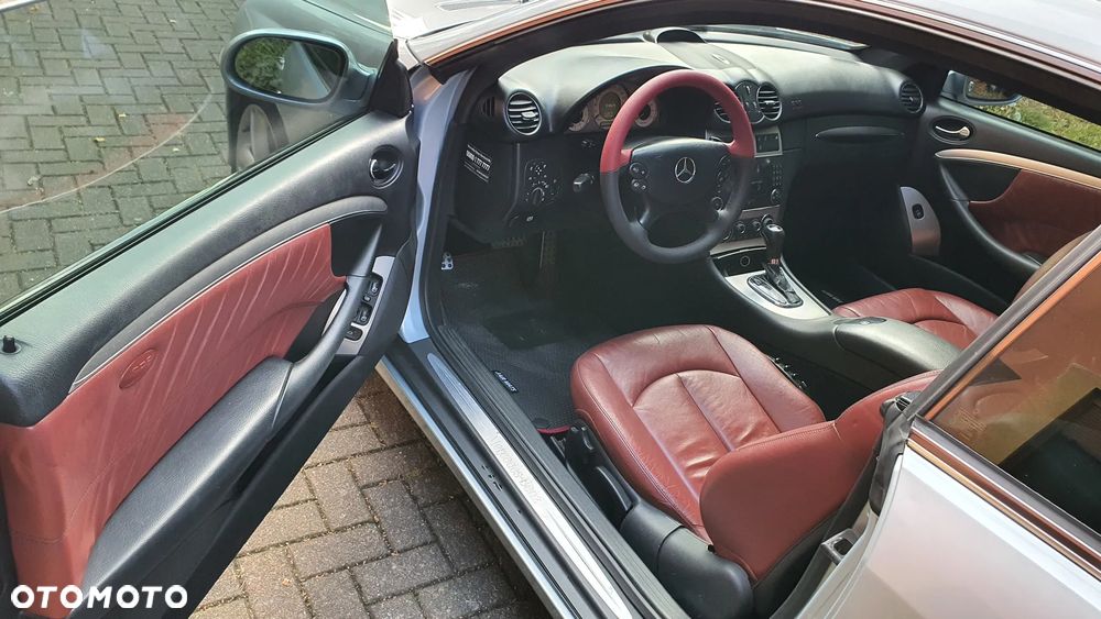 Mercedes-Benz CLK - 9