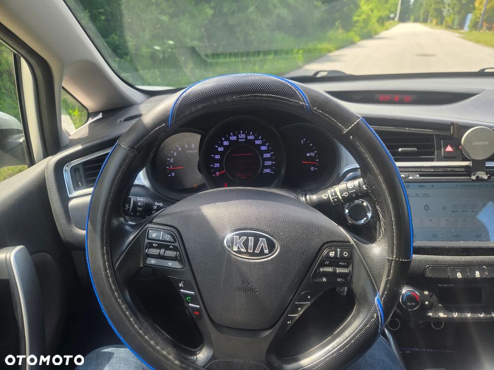 Kia Ceed 1.4 CRDi M - 13