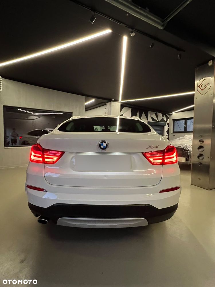 BMW X4 xDrive20d xLine - 6