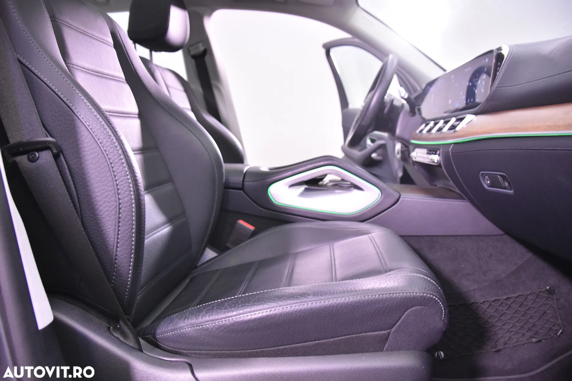 Mercedes-Benz GLE 300 d 4MATIC - 11
