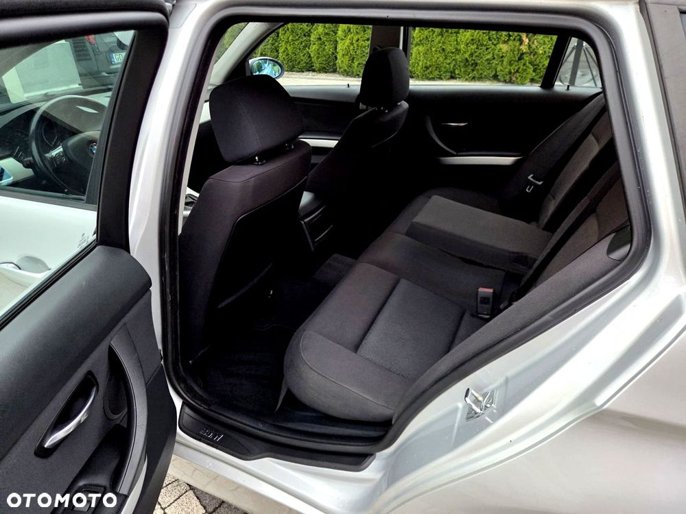 BMW Seria 3 - 19