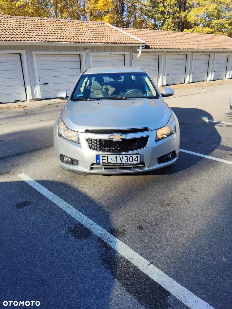 Chevrolet Cruze 1.6 LS - 2
