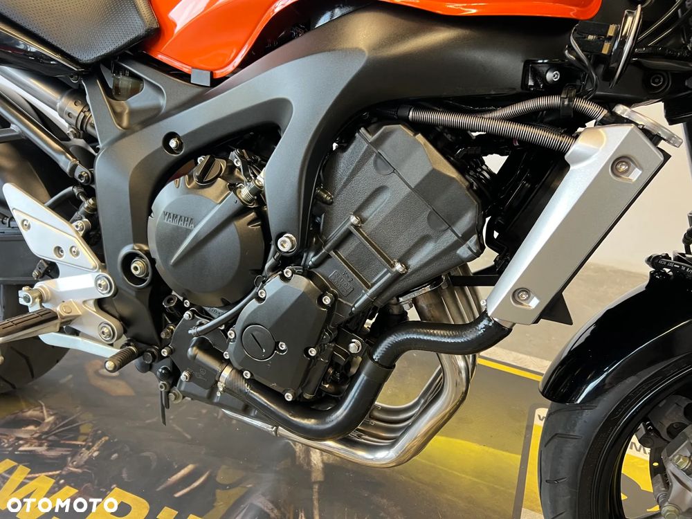 Yamaha FZ6 - 25