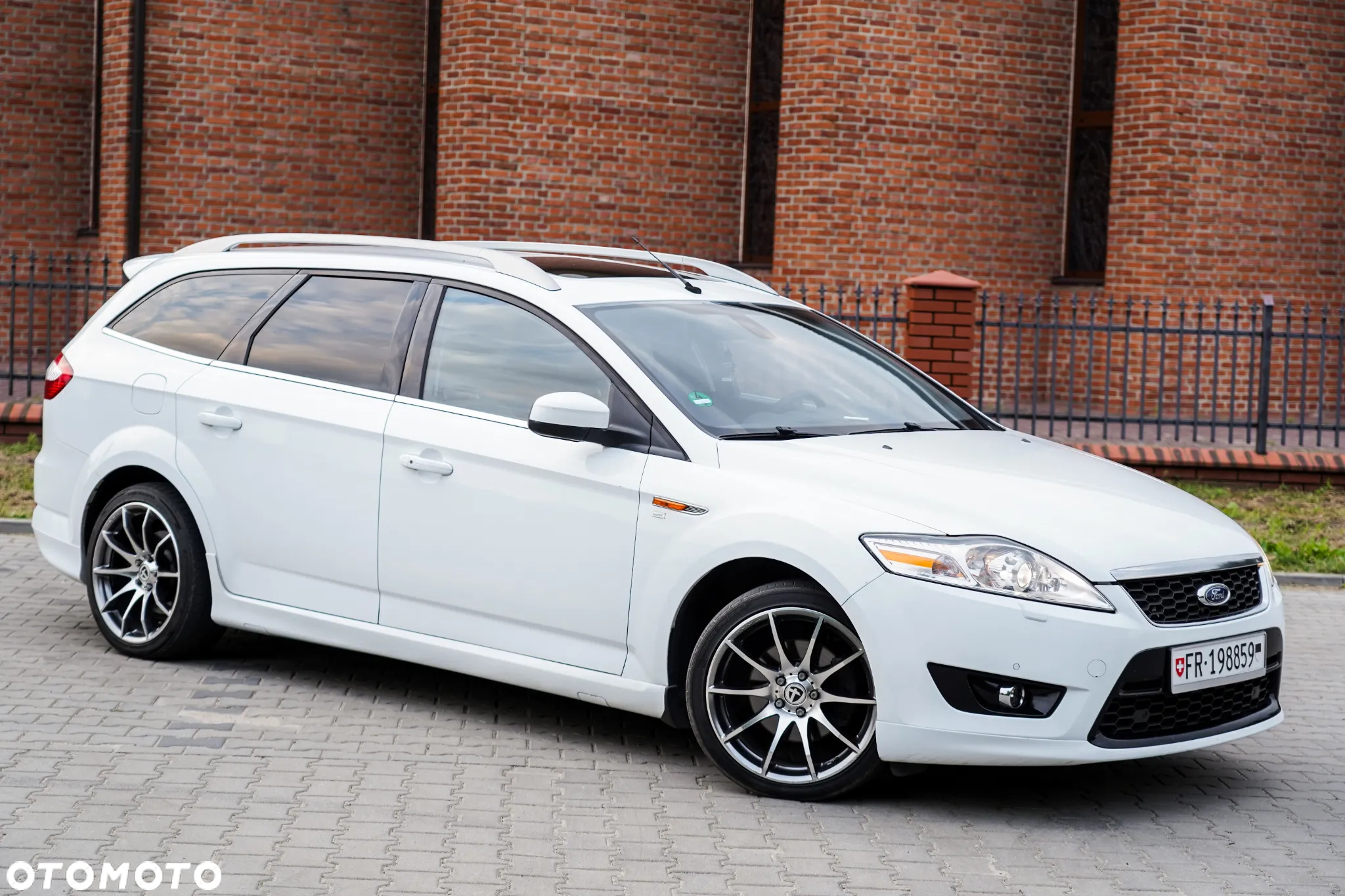 Ford Mondeo - 9