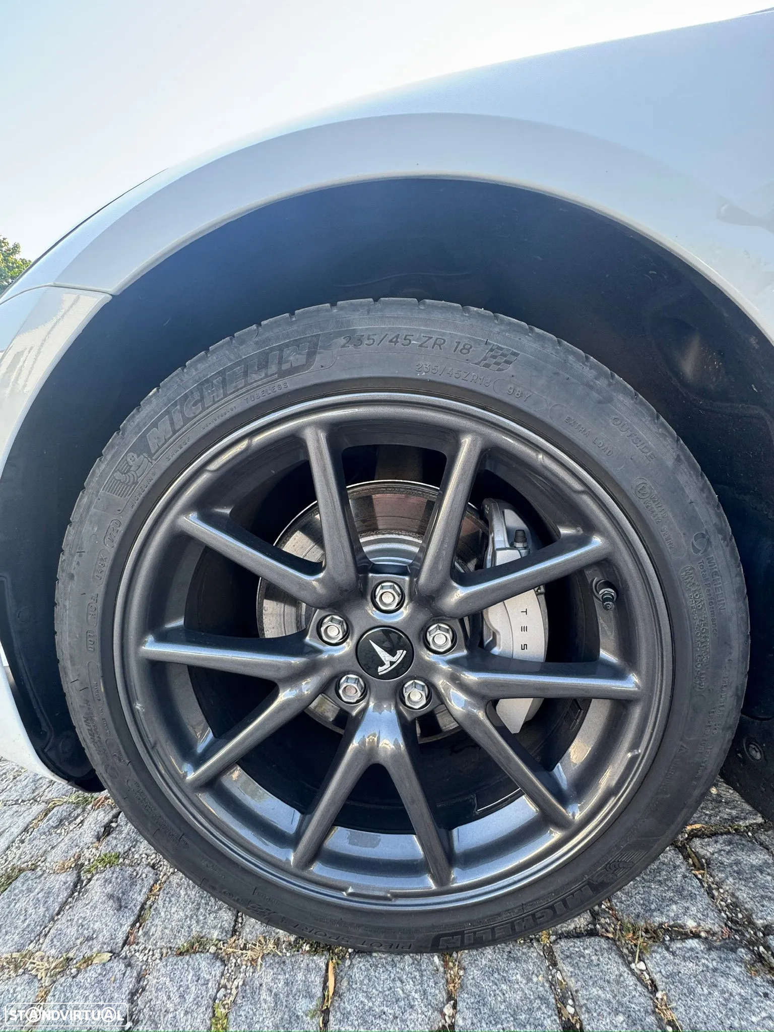Tesla Model 3 Standard Range Plus RWD - 18