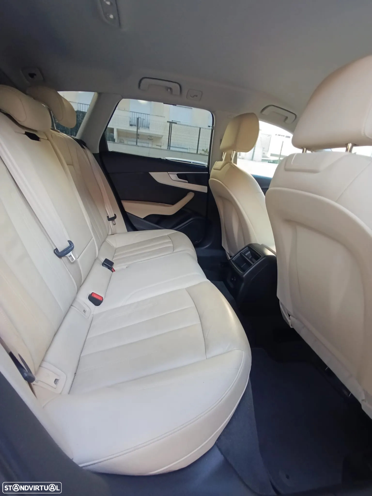 Audi A4 Avant 2.0 TDI exclusive - 22