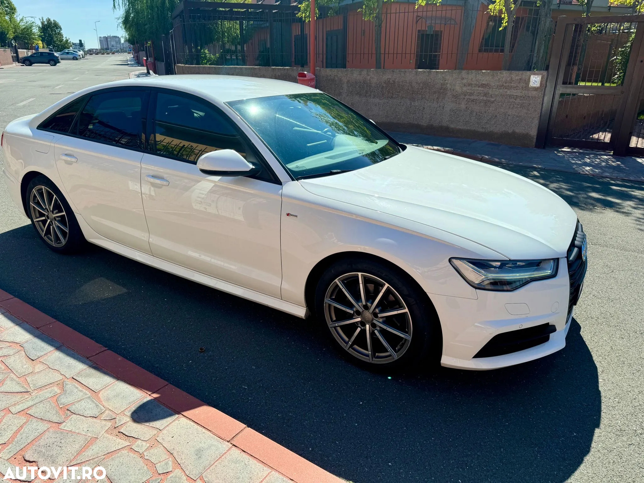 Audi A6 2.0 TDI Ultra S tronic - 2