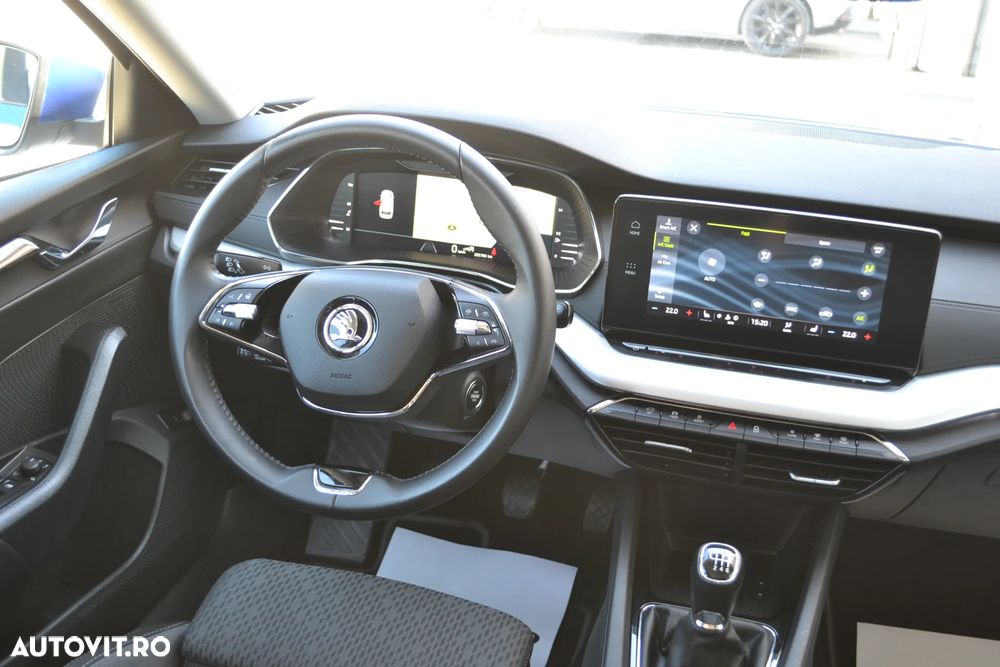 Skoda Octavia 2.0 TDI Clever - 32
