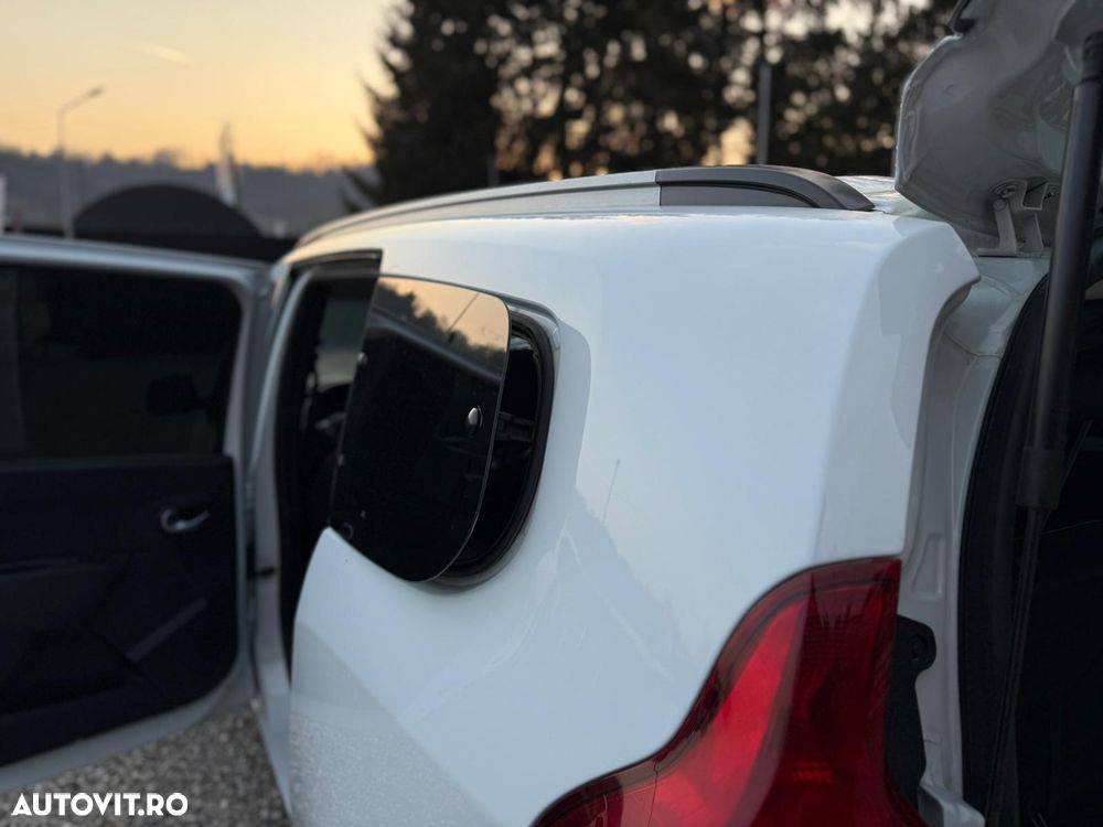 Dacia Lodgy 1.5 Blue dCi Laureate - 25