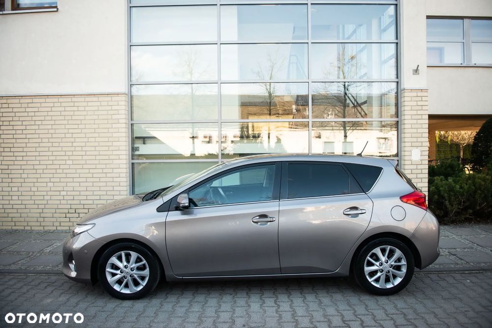 Toyota Auris - 3