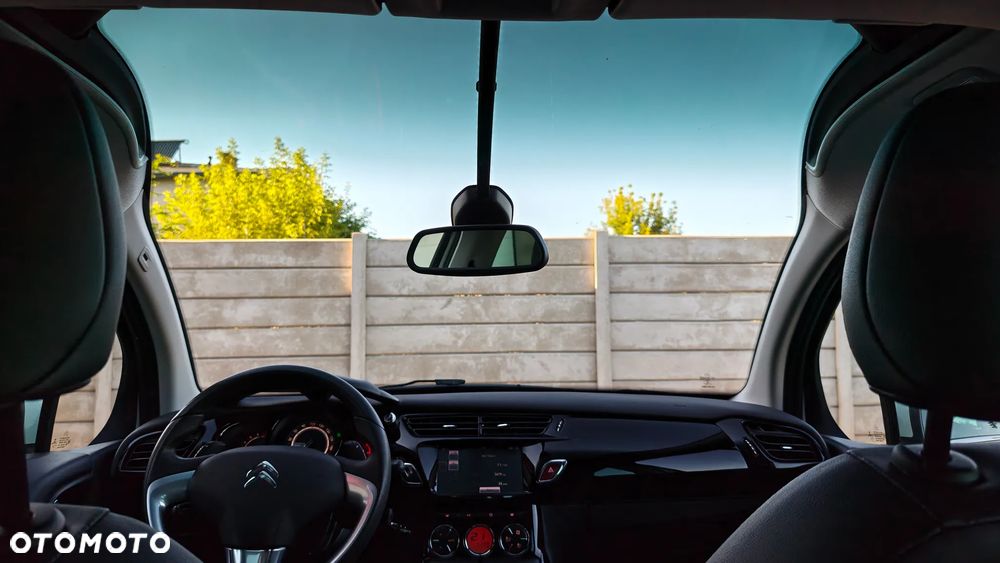 Citroën C3 Pure Tech e-VTi 82 ETG Exclusive - 27