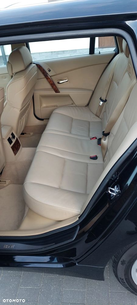 BMW Seria 5 530d - 33