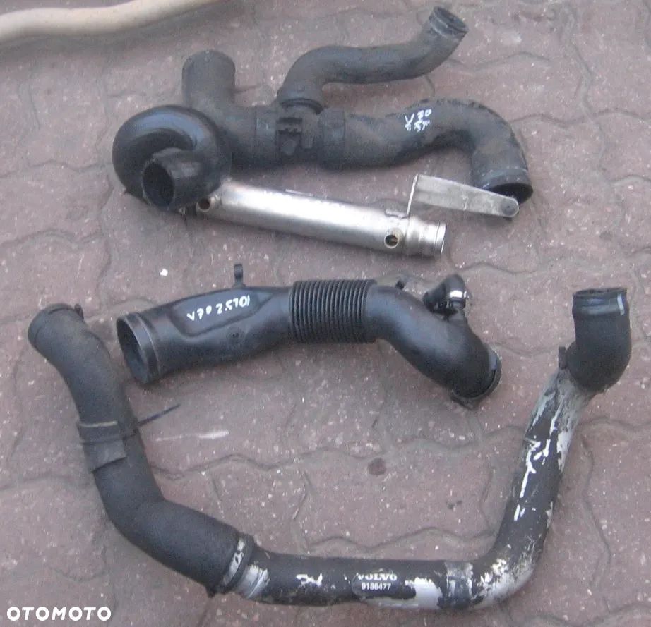 przewód filtra turba chłodnica EGR VOLVO V70 2.5 TDI 9485294