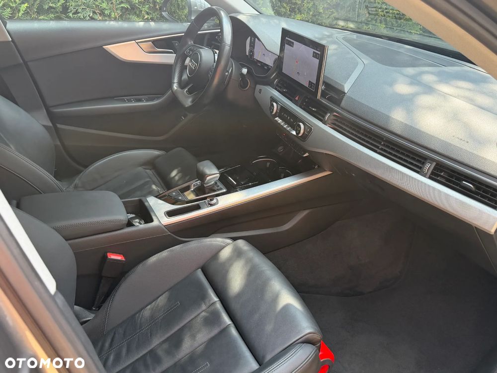 Audi A4 Limousine 35 TFSI Sport S tronic - 33