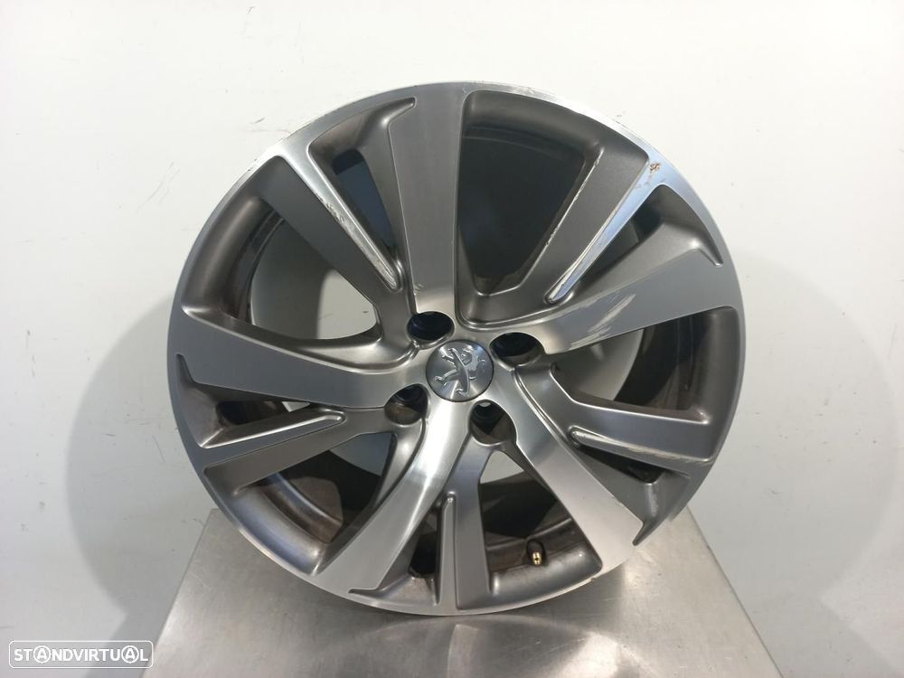 PNEU PEUGEOT 2008 - 1