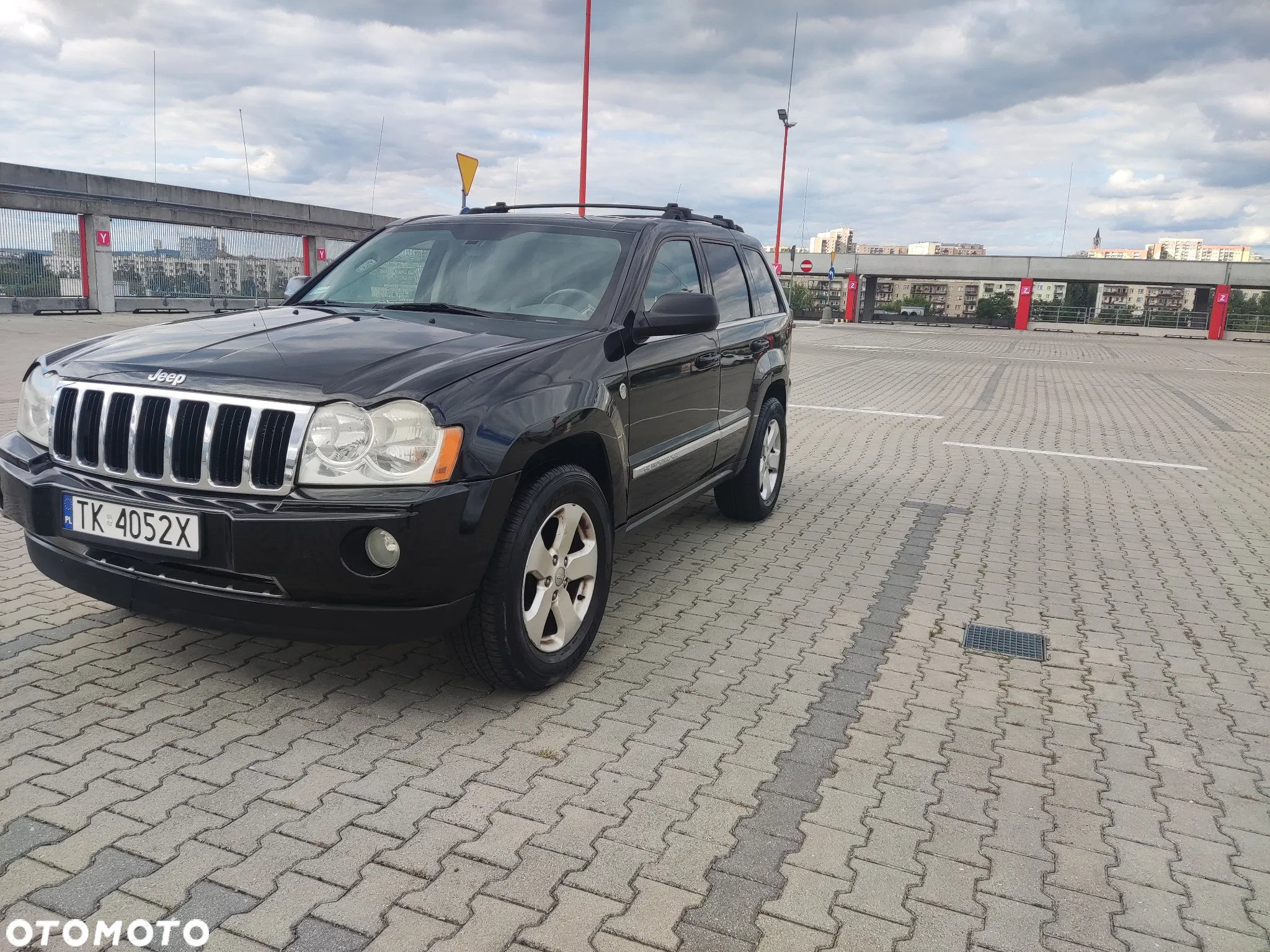 Jeep Grand Cherokee 5.7 4x4 Overland - 5