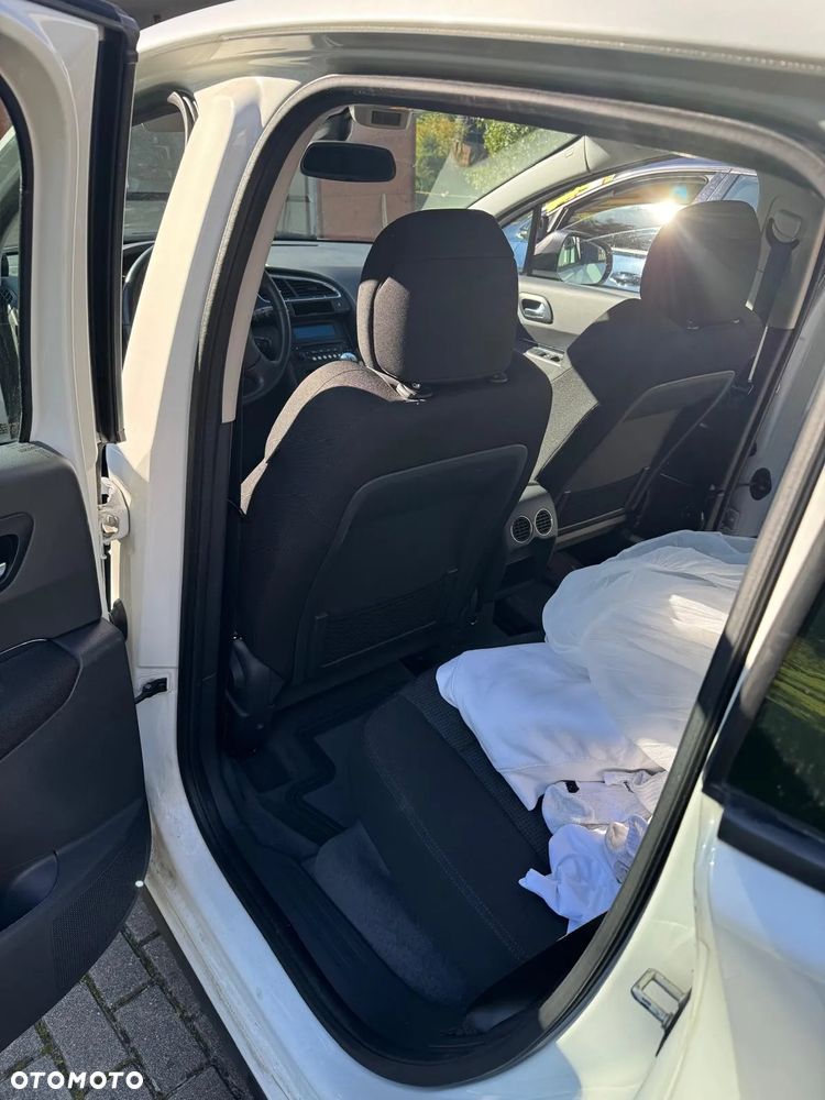 Peugeot 3008 1.6 THP Active - 3