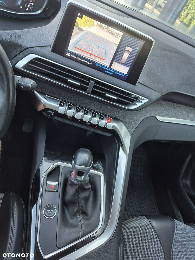 Peugeot 3008 - 5