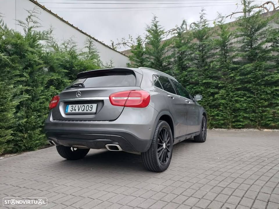 Mercedes-Benz GLA 180 (CDI) d 7G-DCT Urban - 4