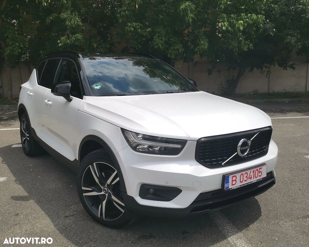 Volvo XC 40 D4 AWD R-Design - 2